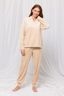 Dames sweater en broek, LxL logo print beige 232-52-TPF-V/988 