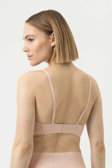 SIMPLY BETTER INVISIBLES Triangle bra Blossom1150030 38