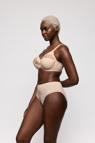 88-46-16-D1-72-4F-21-C3-94-FA-93-1D-F8-72-76-24