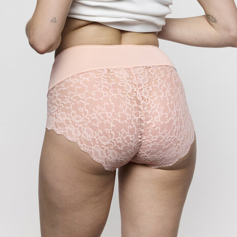 D4-F6-9F-B0-4D-62-C0-06-12-A8-BB-45-8E-81-7D-FC